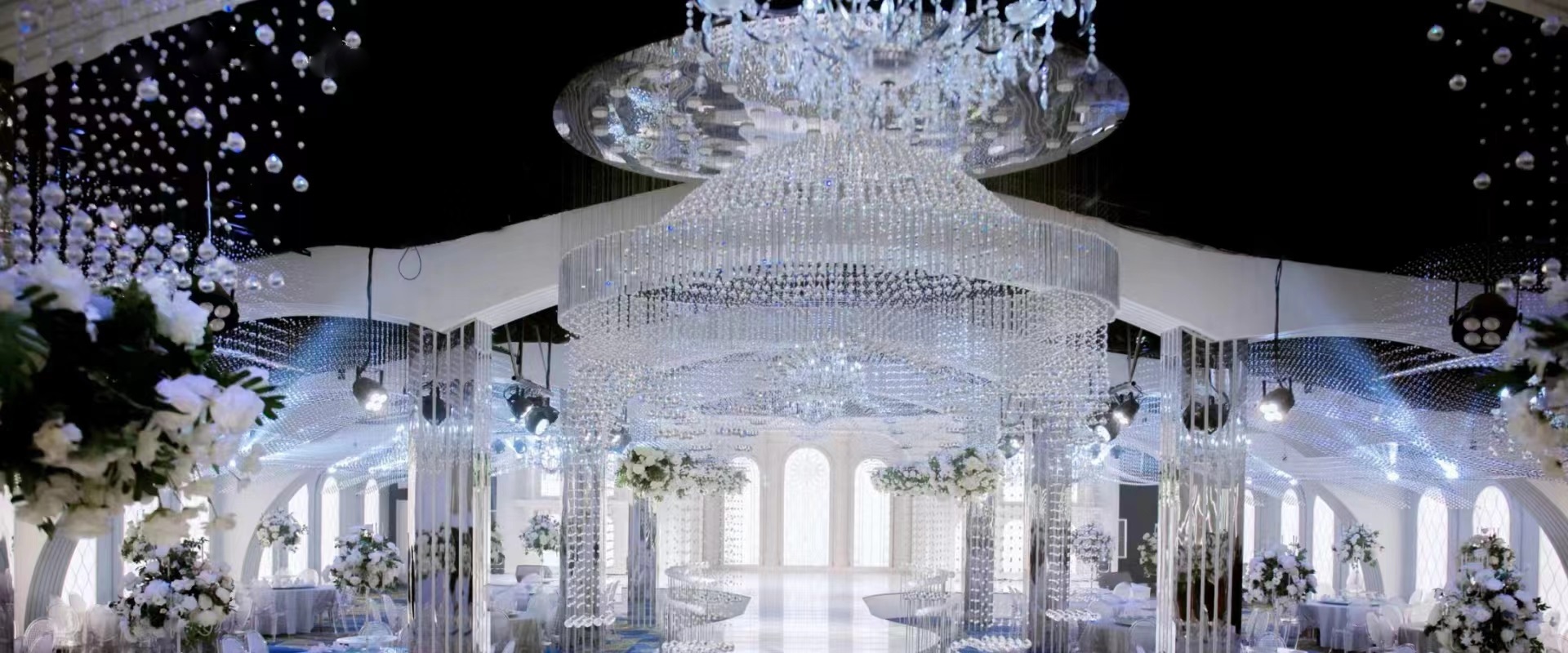 Dutti LED Unique Design Modern Chandelier Large Crystal Ceiling Pendant Lighting OEM ODM for Wedding Ballroom UK